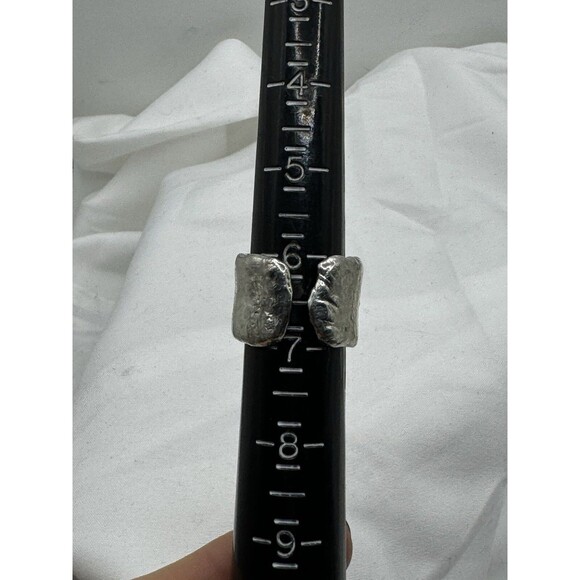 Vintage J. Jansen Gold Silver Tone Hammered Crystal Cocktail Ring Size 6.5 - Picture 7 of 12